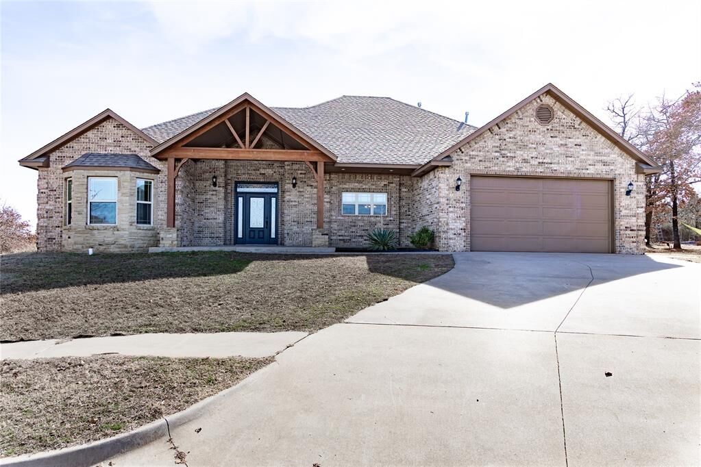 Property Photo: 1786 Doc Bar Avenue OK 73010