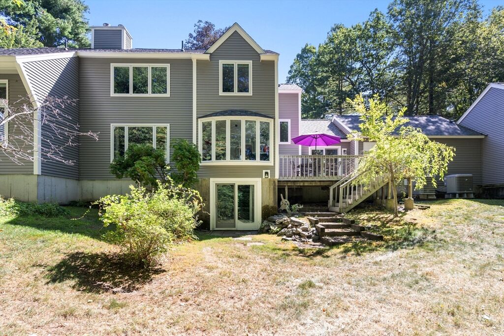 Property Photo:  16 Coltsway 16  MA 01778 