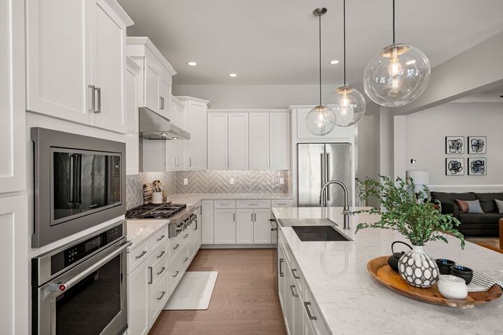 Property Photo:  30 Tamarack Way 30  MA 01879 