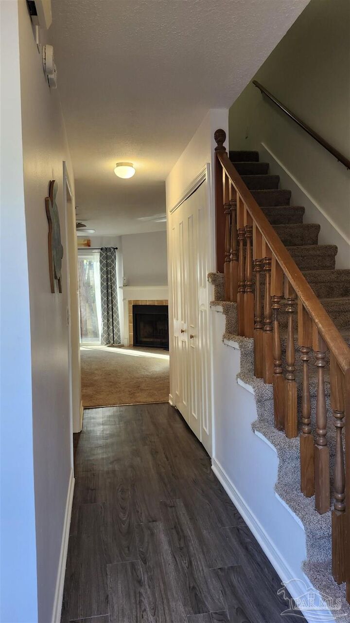 Property Photo:  10105 Vixen Pl  FL 32514 