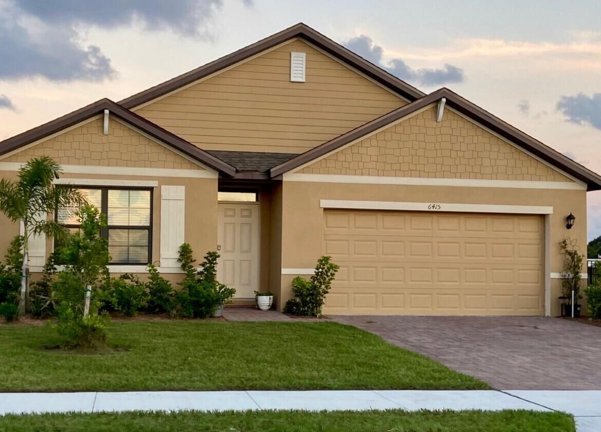 Property Photo:  6415 Topaz Drive  FL 32949 