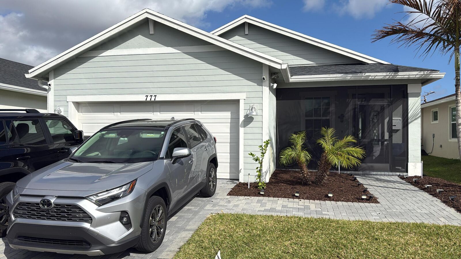 Property Photo:  777 SE Bloomfield Road SE  FL 34984 