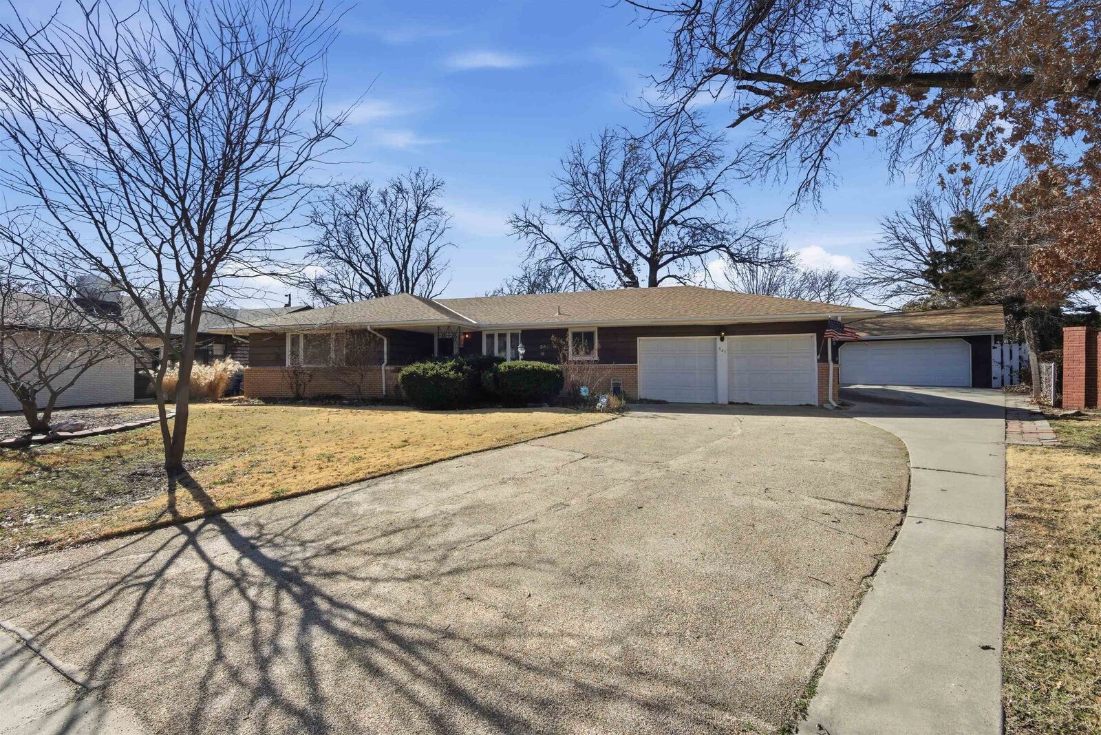 Property Photo: 341 N Whitfield St KS 67206