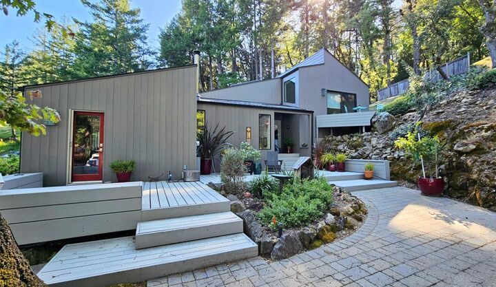Property Photo: 19118 Old Vineyard Road CA 95033