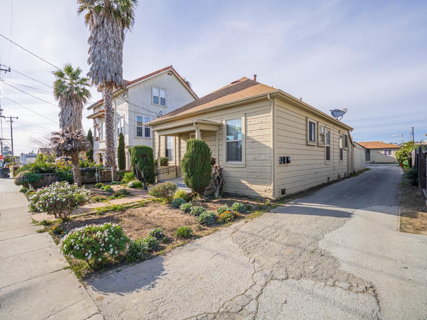 Property Photo: 215 Palm Avenue CA 95076