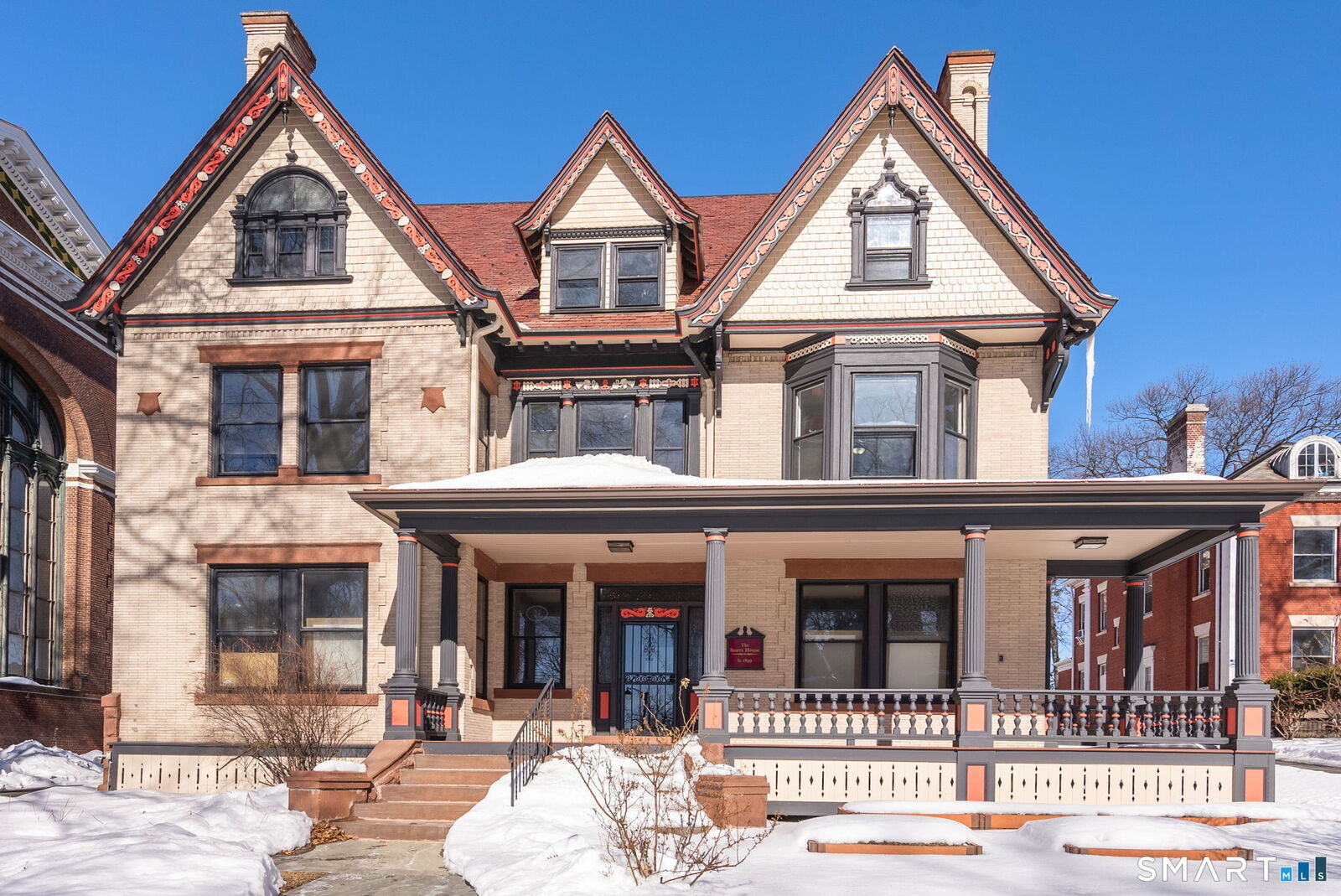 Property Photo: 360 Farmington Avenue 4 CT 06105