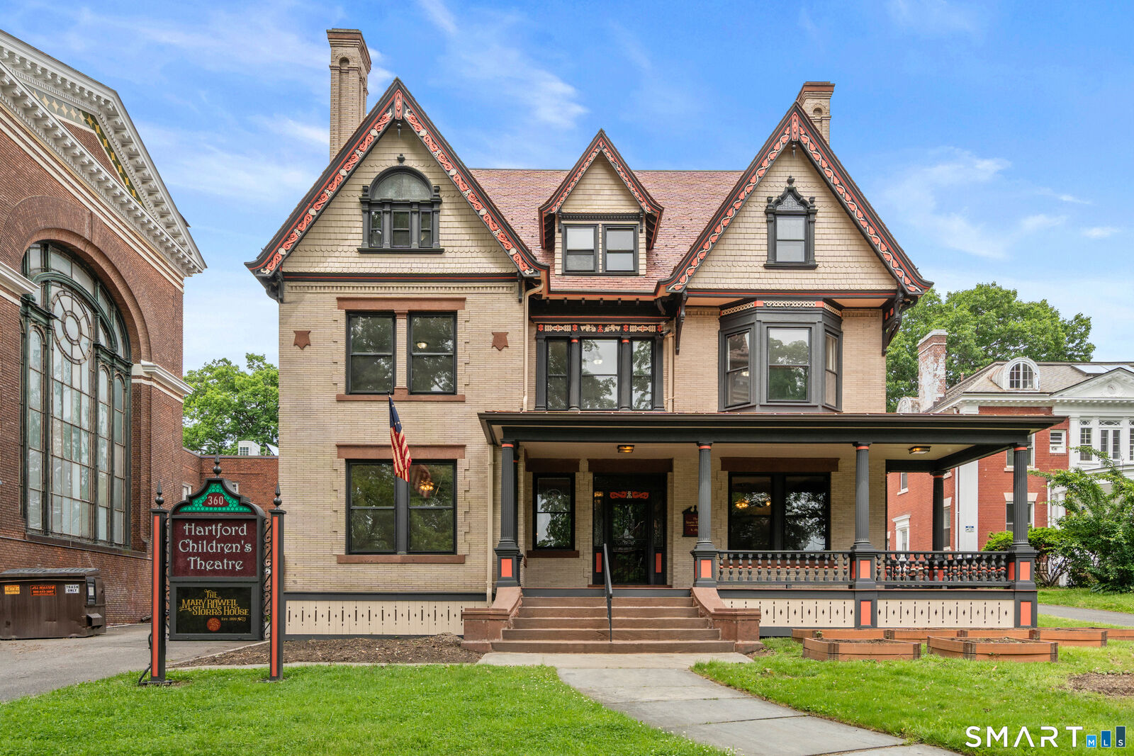 Property Photo:  360 Farmington Avenue 4  CT 06105 