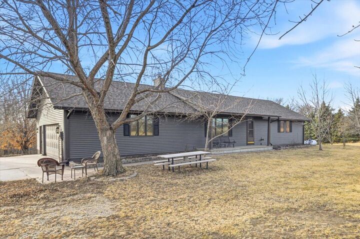 Property Photo:  19808 Perry Road  IA 51503 