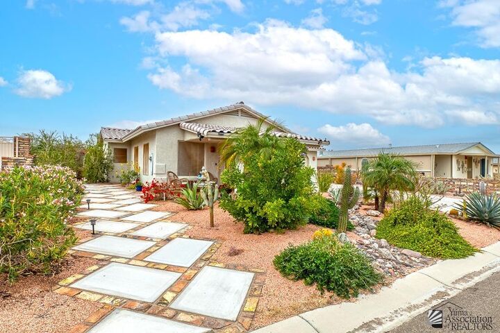 Property Photo:  13764 S Chase Way  AZ 85367 