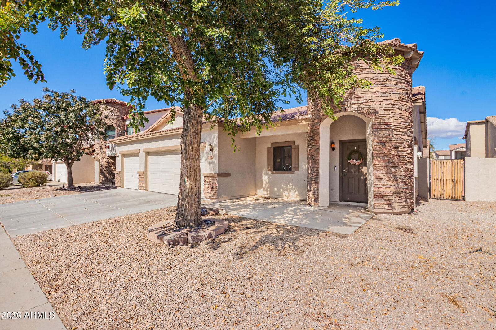 Property Photo:  2328 E Greenlee Avenue  AZ 85119 