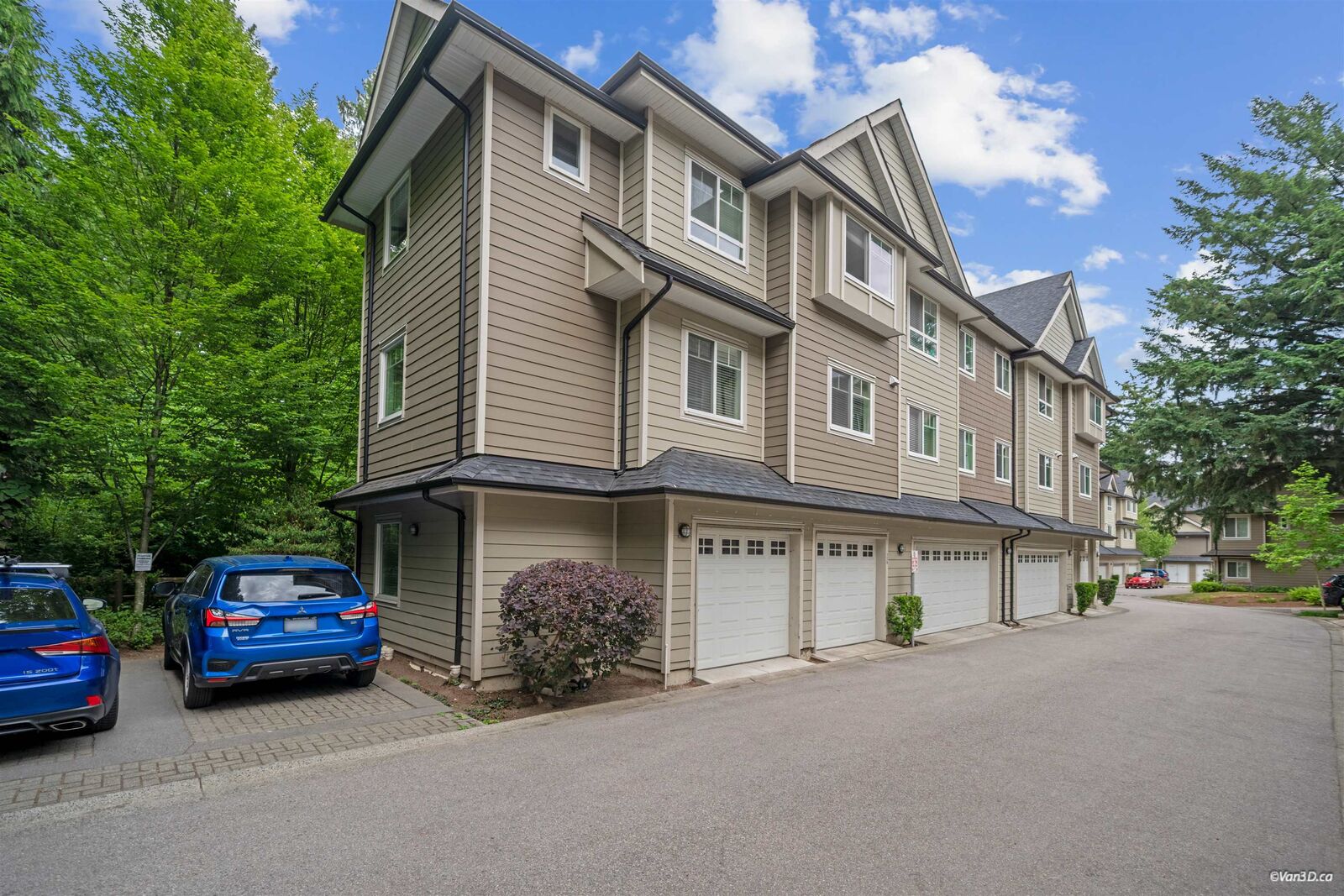 Property Photo: 14285 64 Avenue 24 BC V3W 1Z2