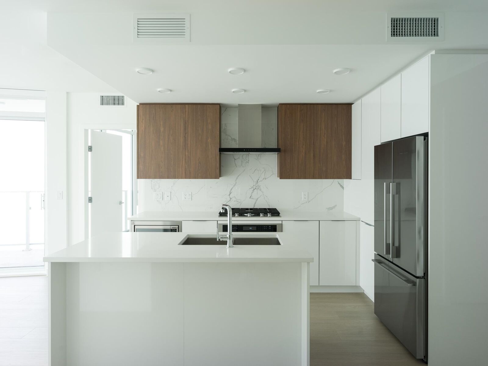 Property Photo: 7683 Park Crescent 2402 BC V3N 0J4