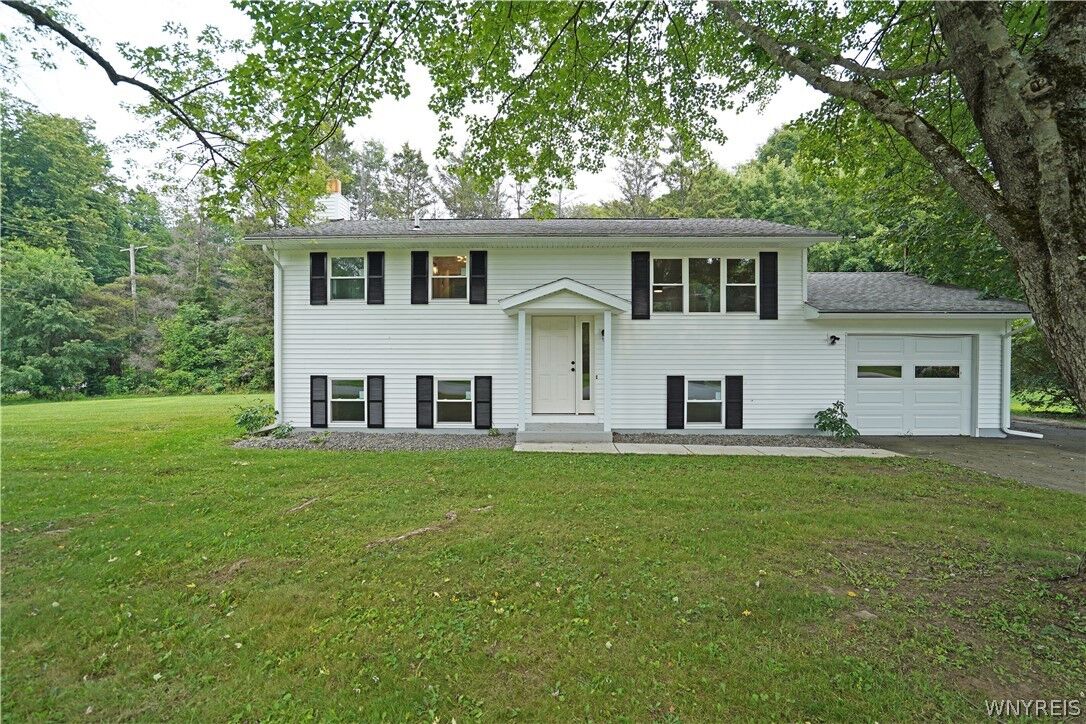 Property Photo:  3394 Gunzen Drive  NY 13045 