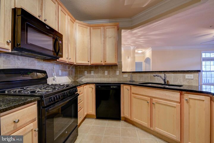 Property Photo: 514 Sunset View Terrace SE 103 VA 20175