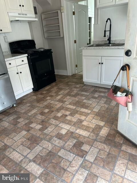 Property Photo:  128 E New Street  PA 17602 