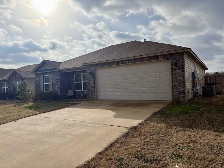 Property Photo:  12 Summer Breeze Rd  AR 72032 