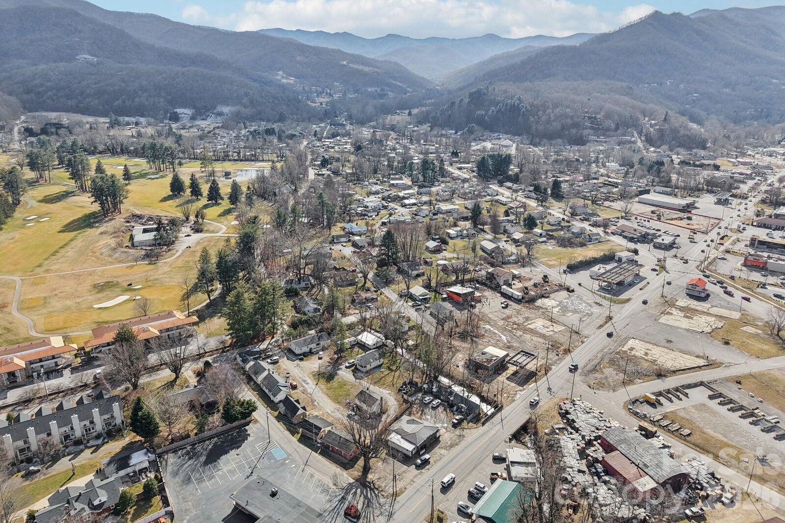 Property Photo:  6 Neon Place  NC 28786 