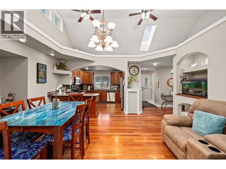 Property Photo: 674 Muir Road BC V1Z 3W2