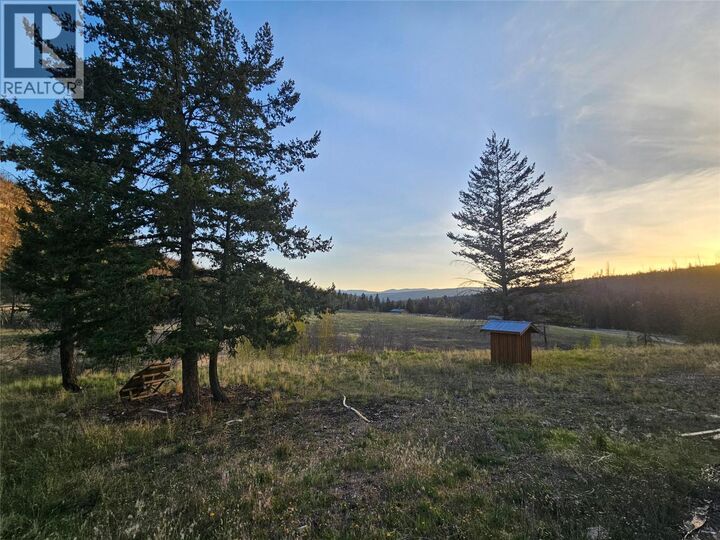 Property Photo: 1600 Loon Lake Road BC V0K 1H0