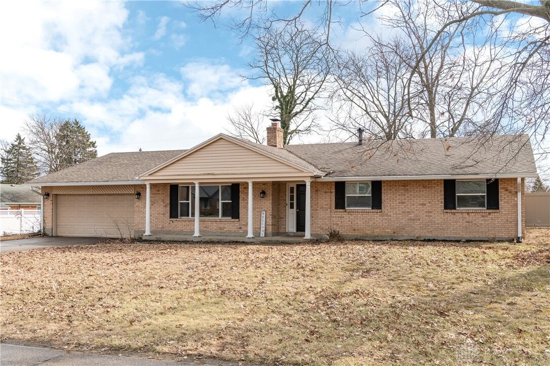 Property Photo: 7226 Barr Circle OH 45459