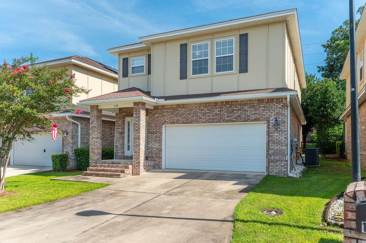 Property Photo: 118 Big Oaks Lane FL 32578