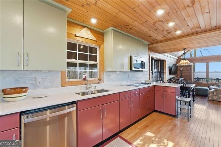 Property Photo: 1665 Walnut Ridge GA 30536