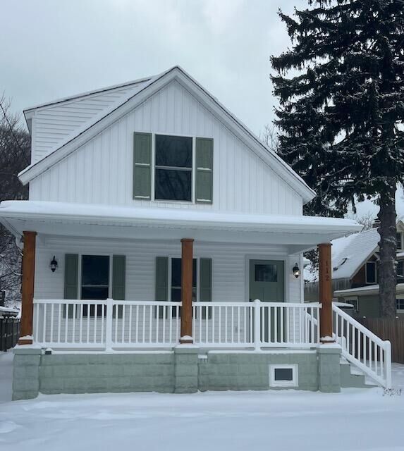 Property Photo:  112 Blaine Street  IN 46360 