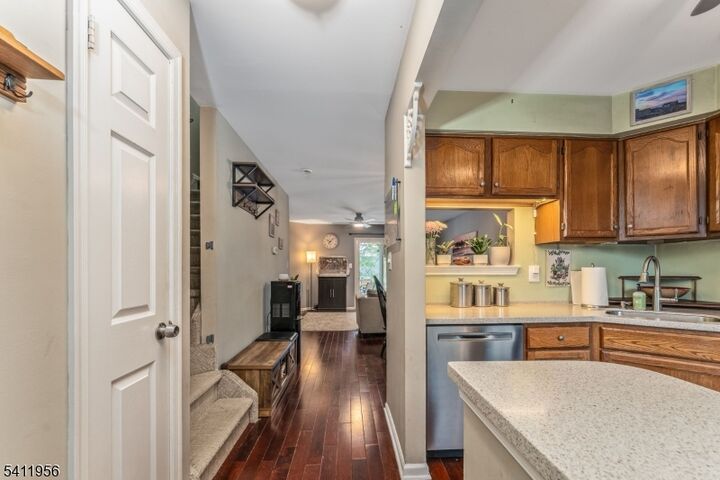 Property Photo:  16 Hancock Ct  NJ 08822 