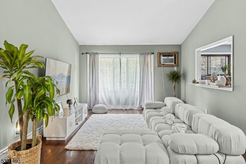 Property Photo:  747 N Broad St 301  NJ 07208 