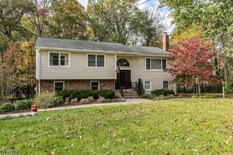 Property Photo:  36 Debra Ln  NJ 07920 