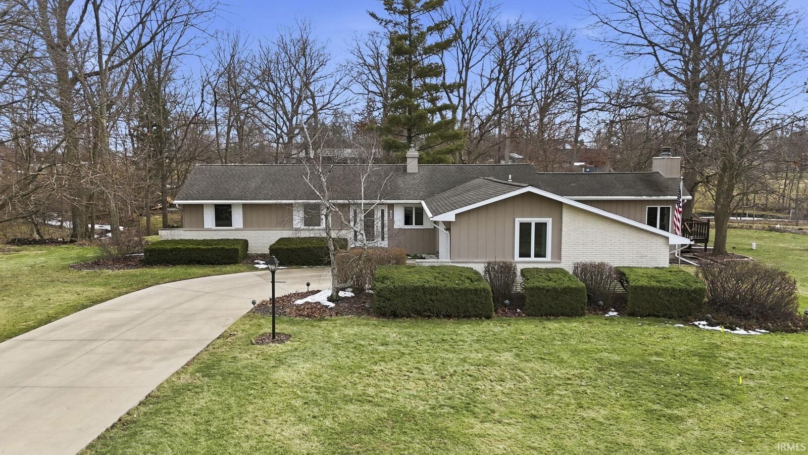 Property Photo:  1530 Sutton Circle Drive  IN 46714 