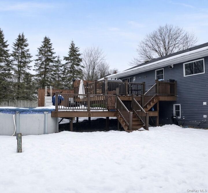 Property Photo:  16 Lenny Court  NY 12590 