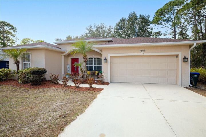 Property Photo: 7569 Merolla Road FL 34291