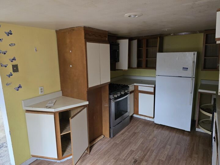Property Photo:  335 Cohasset Avenue  MI 49014 