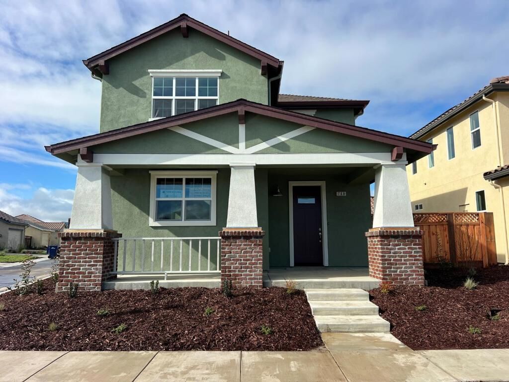 Property Photo: 749 Aurora Way CA 93930