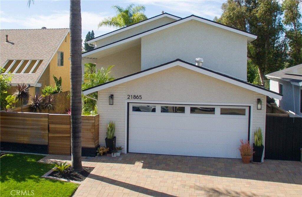 Property Photo: 21865 Jinetes CA 92691