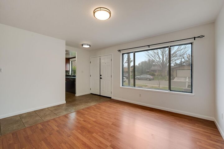 Property Photo: 7074 Lynnetree Way CA 95610