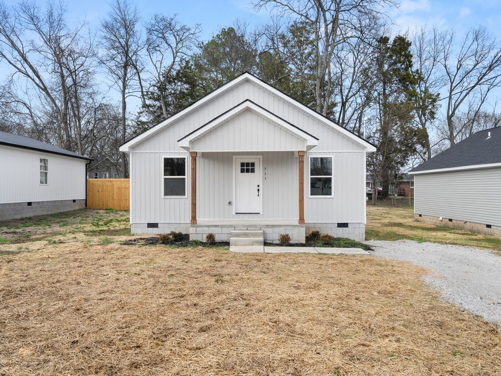 Property Photo:  711 Hunt Street  TN 37398 