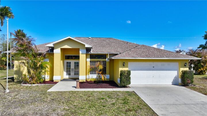 Property Photo:  200 Danby Road  FL 33936 