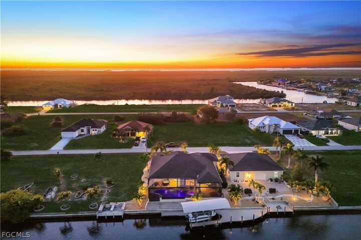 Property Photo:  1503 NW 41st Place  FL 33993 