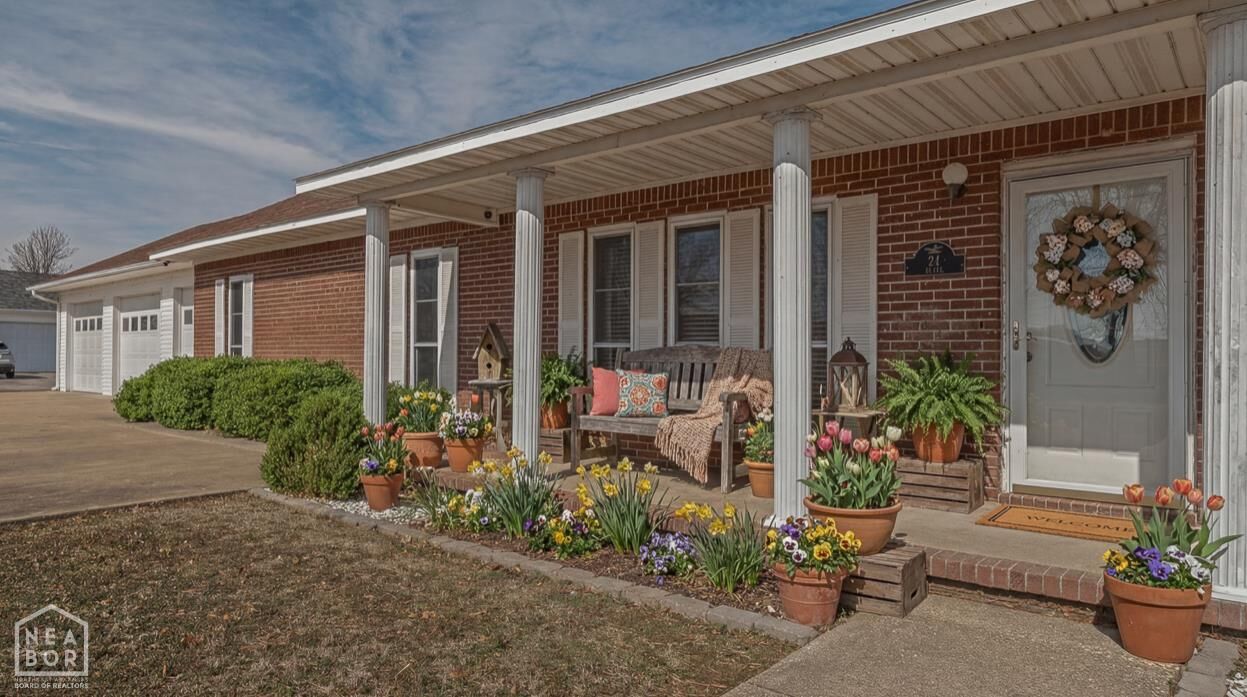 Property Photo:  24 County Road 1411  AR 72422 