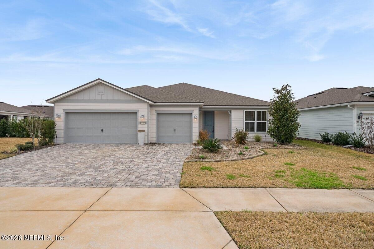 Property Photo:  10787 Town View Drive  FL 32256 