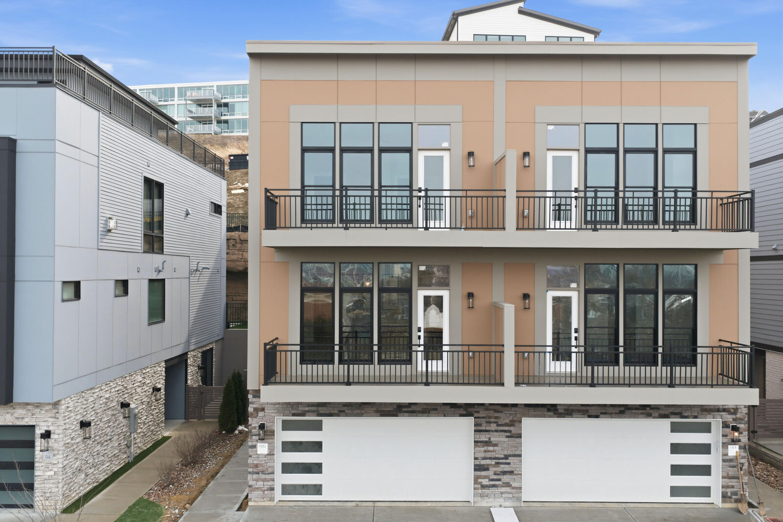 Property Photo: 100 W 13th Street KY 41071