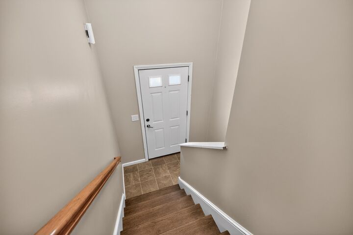 Property Photo: 1 West Meadow Court NH 03055