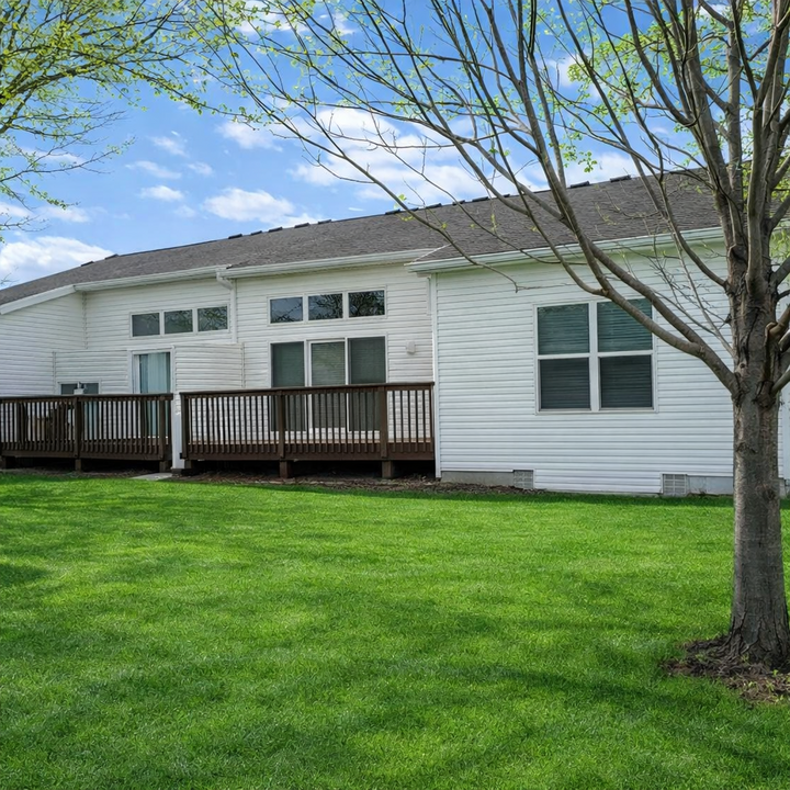 Property Photo:  2466 Beech Street W  MN 55068 