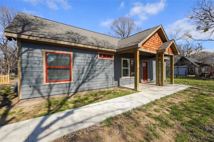 Property Photo: 10117 Royce Drive TX 75217