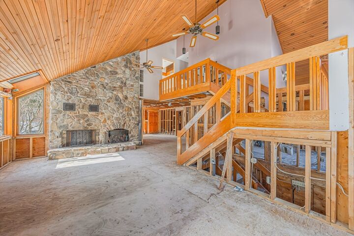 Property Photo: 12 Sycamore Parc MA 01075