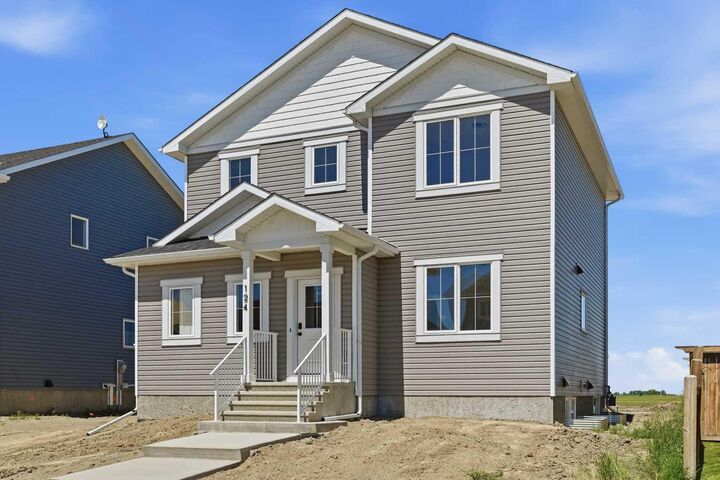 Property Photo: 124 Coote Street AB T0L 0P0