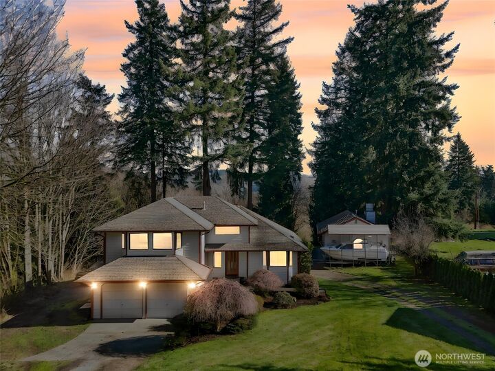 Property Photo: 16714 Broadway Avenue WA 98296