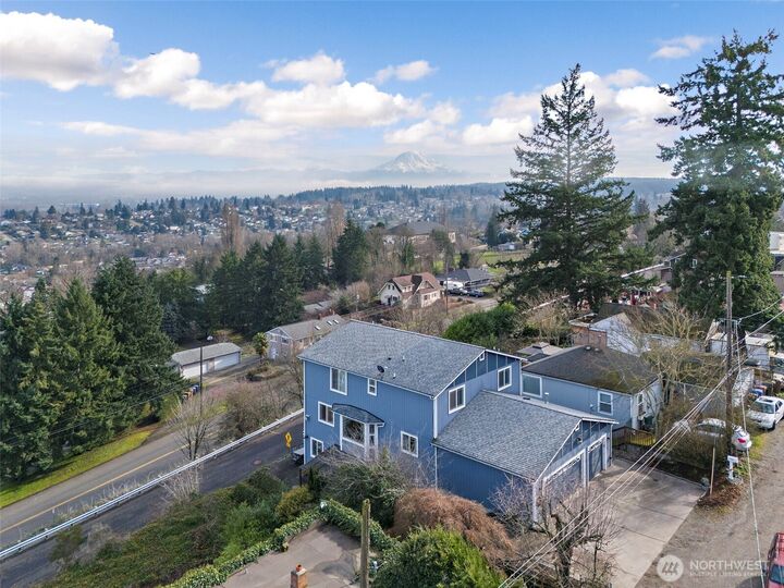 Property Photo:  3108 E Valley View Terrace  WA 98404 